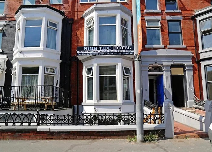 High Tide Hotel Oyo